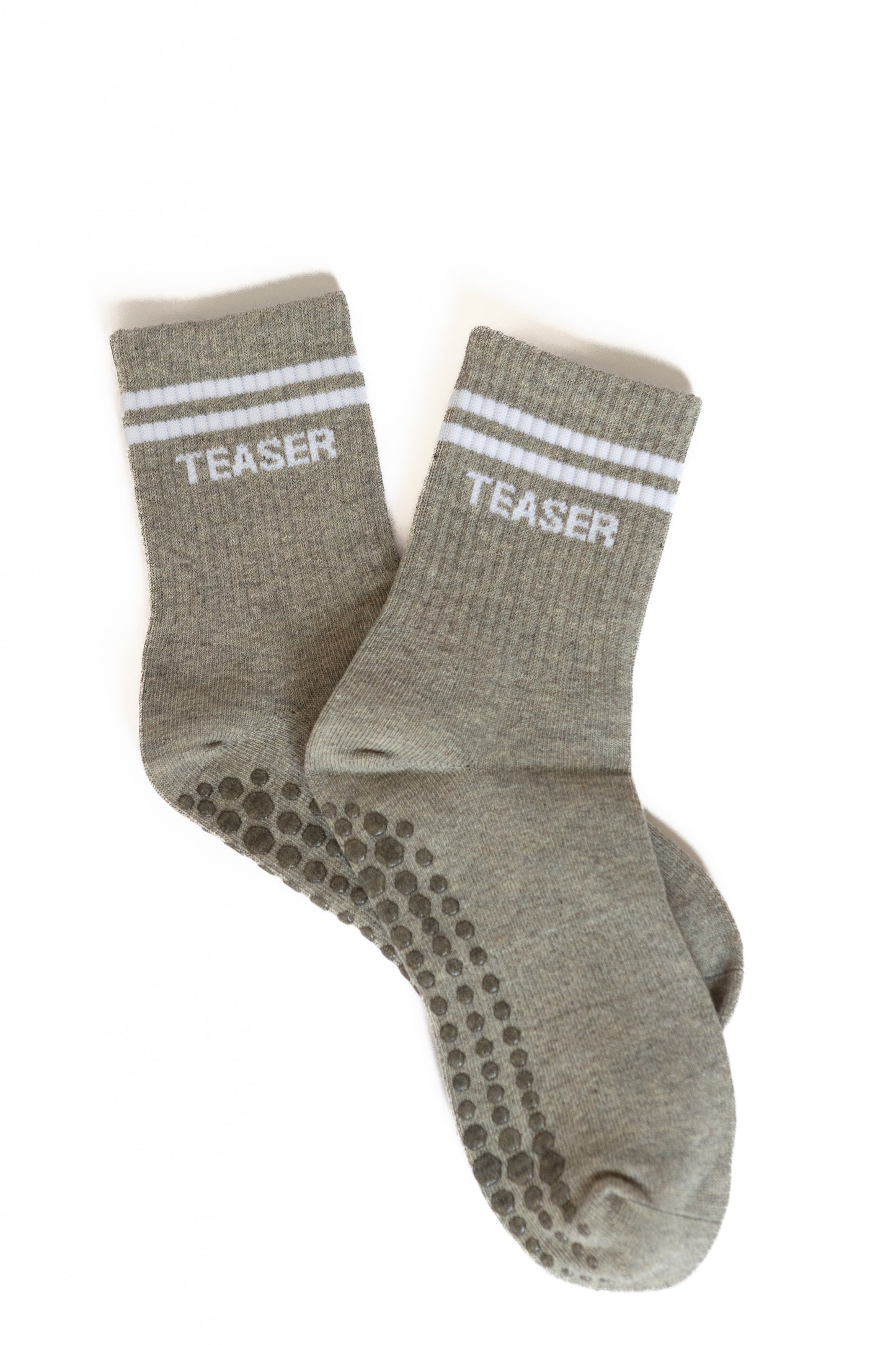 Teaser Grey