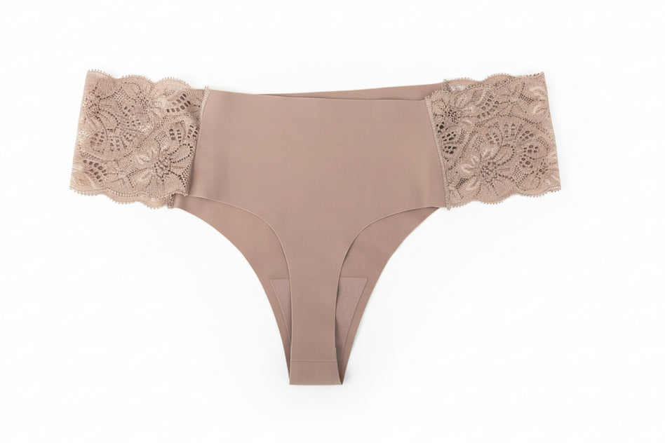 Black/Nude Lace Thong Bundle